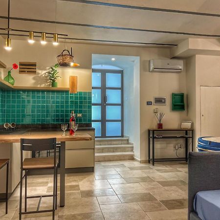 Amay City Suite Bari Extérieur photo